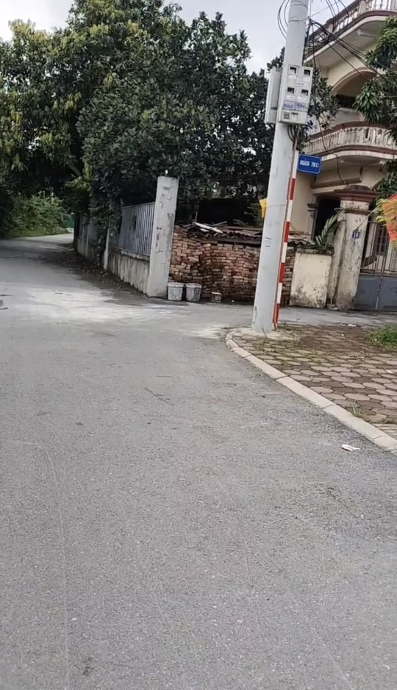 5,2 TỶ – BÁN ĐẤT 64,5m² QUÁN KHÊ - DƯƠNG QUANG – OTO 7 CHỖ CHẠY THÔNG , VỈA HÈ RỘNG VIEW THOÁNG - Ảnh 2